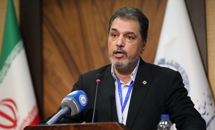 شرط عبور از سقف صادرات ۶۰ میلیارد دلاری توقف خام‌فروشی است